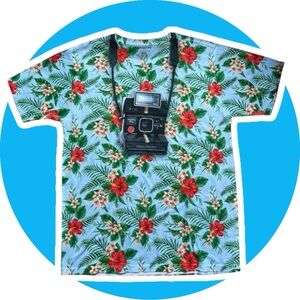 Polaroid // Hawaiian Flower & Camera Print Tshirt // Tropical